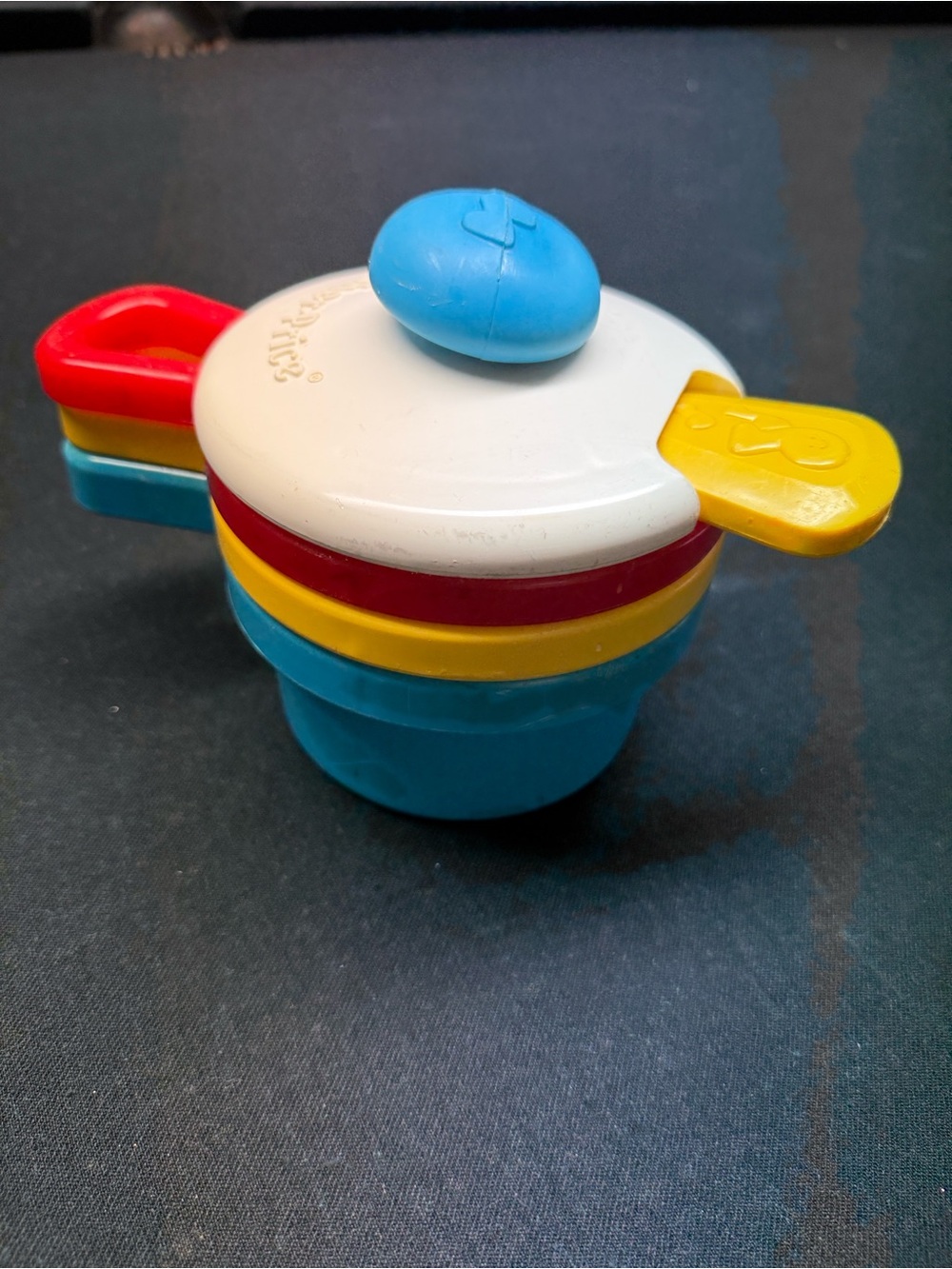 Fisher Price Nest Pots
And Pans Lid Toy Lot
Kids Pretend Kitchen
Vtg 80S